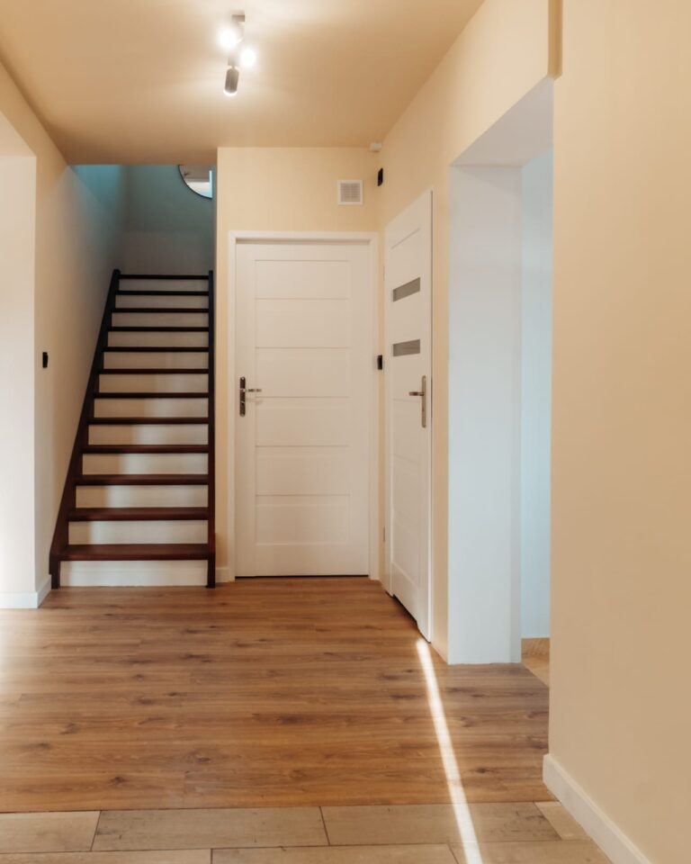 terenowa 22 - party house - korytarz2