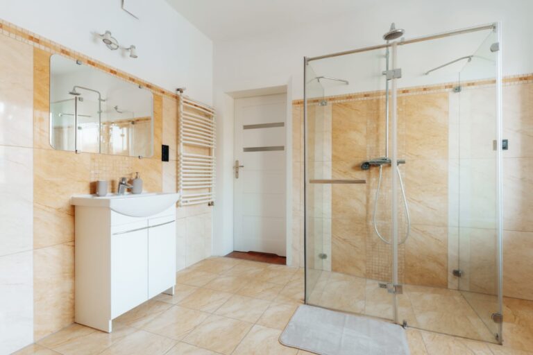 terenowa 22 - party house - lazienka3