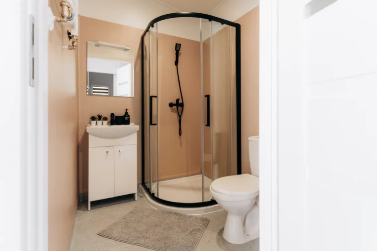 terenowa-24-domki-lazienka1