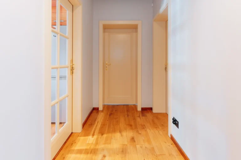 terenowa 24 nr 1 - korytarz